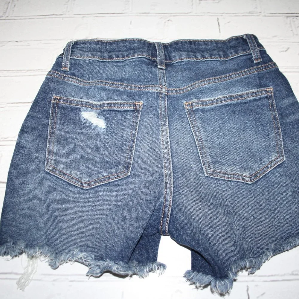 🔵✨ Distressed Jean Shorts · No Boundaries · Size 1 ✨🔵